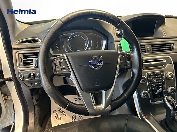 Volvo XC70 9 of 19