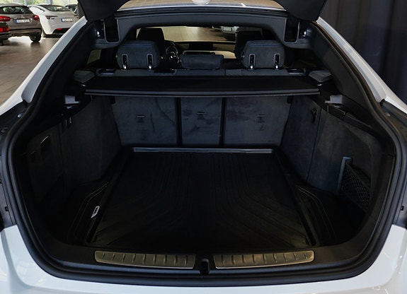BMW 320d 21 of 23
