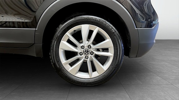 Volkswagen T-Cross 6 of 20