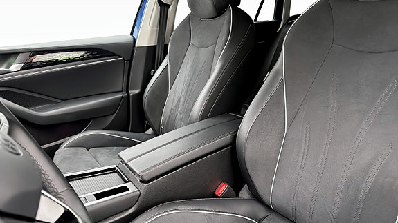 Volkswagen Passat 8 of 20