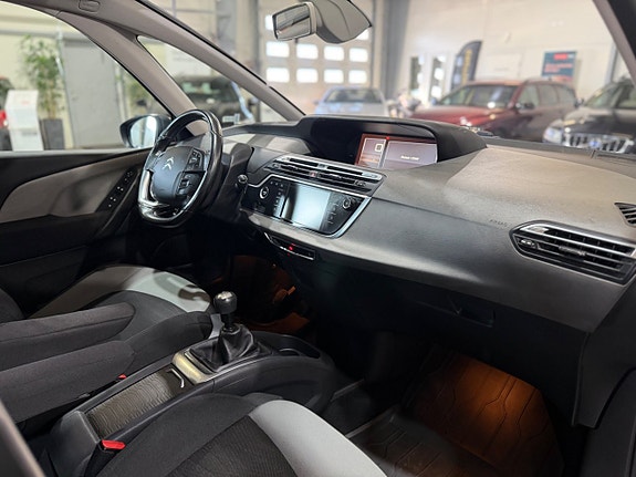 Citroen Grand C4 Picasso 14 of 30