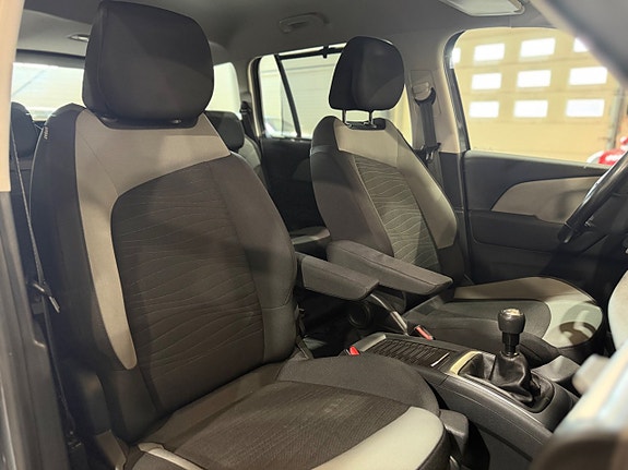 Citroen Grand C4 Picasso 15 of 30