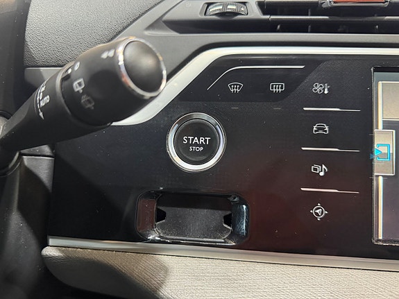 Citroen Grand C4 Picasso 27 of 30