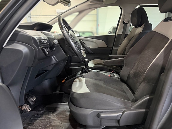 Citroen Grand C4 Picasso 13 of 30