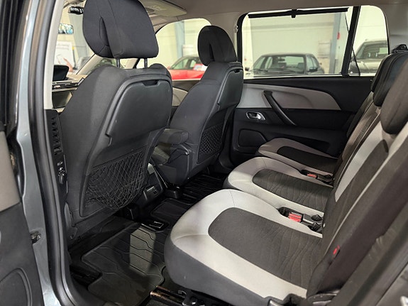 Citroen Grand C4 Picasso 16 of 30