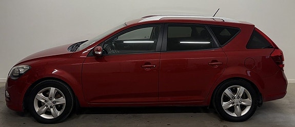 Kia Ceed 2 of 9