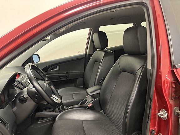 Kia Ceed 8 of 9