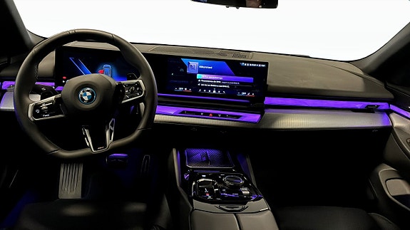 BMW 530e 4 of 9