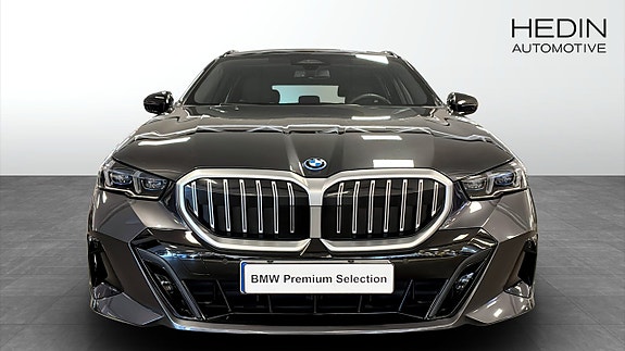 BMW 530e 8 of 9