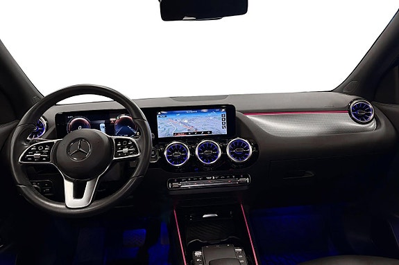 Mercedes-Benz EQA250 9 of 13