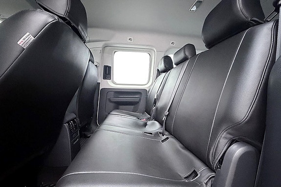 Volkswagen Caddy Maxi 14 of 26