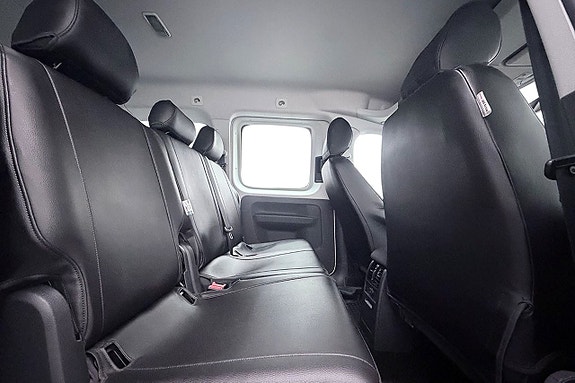 Volkswagen Caddy Maxi 16 of 26