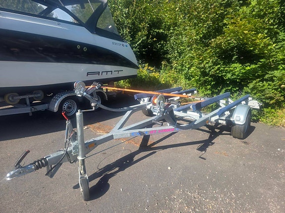 Jetloader Dubbelvagn Vattenskoter - Finans & Transport 2 of 3