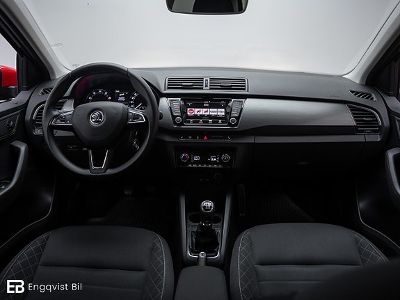Skoda Fabia 17 of 30