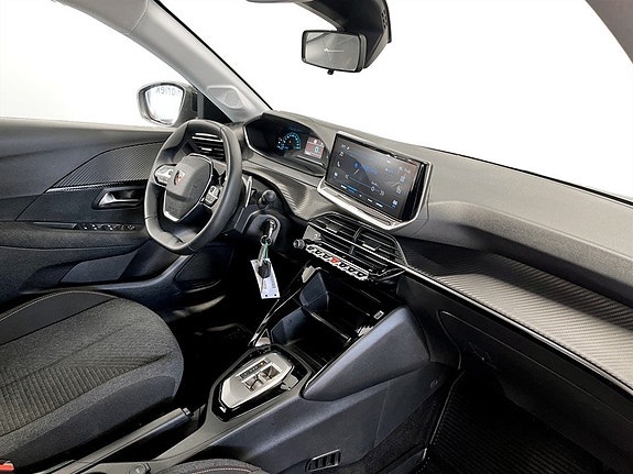 Peugeot 208 11 of 15