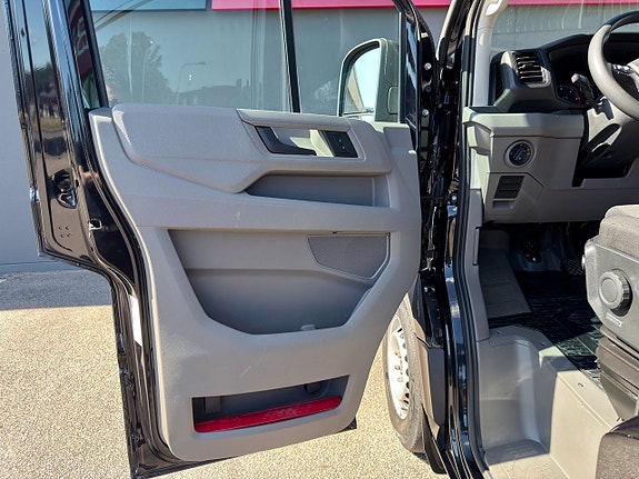 Volkswagen Crafter 35 11 of 20