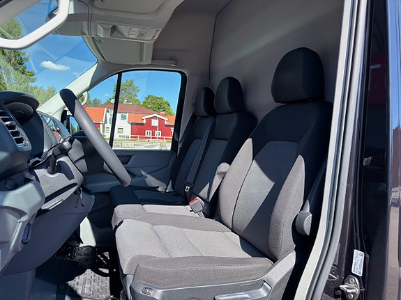 Volkswagen Crafter 35 13 of 20