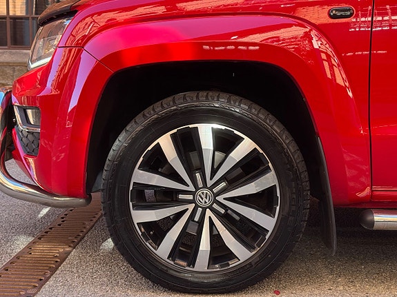 Volkswagen Amarok 6 of 27