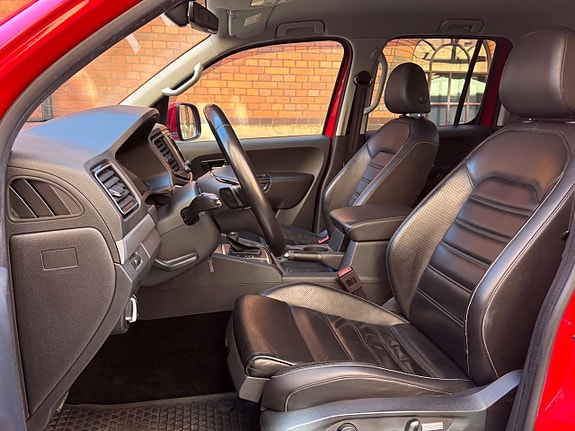 Volkswagen Amarok 16 of 27