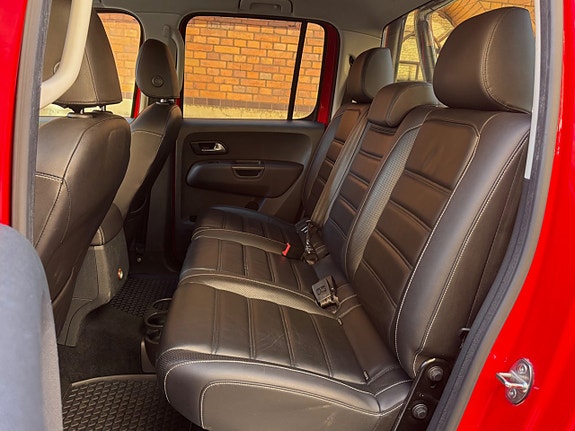 Volkswagen Amarok 26 of 27