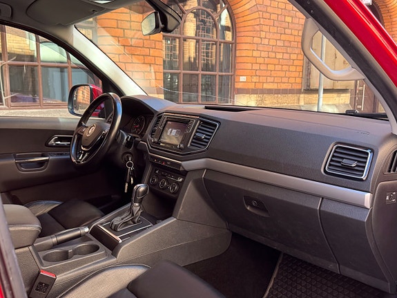 Volkswagen Amarok 19 of 27