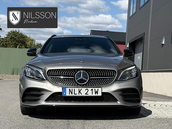 Mercedes-Benz C300 8 of 30