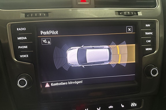Volkswagen e-Golf VII 13 of 13