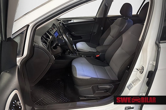 Volkswagen e-Golf VII 6 of 13
