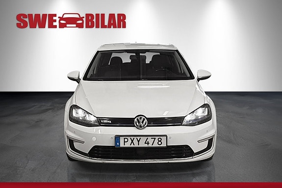 Volkswagen e-Golf VII 2 of 13