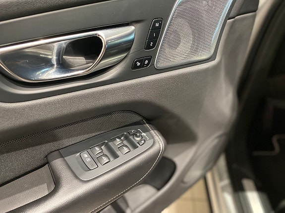 Volvo XC60 18 of 24