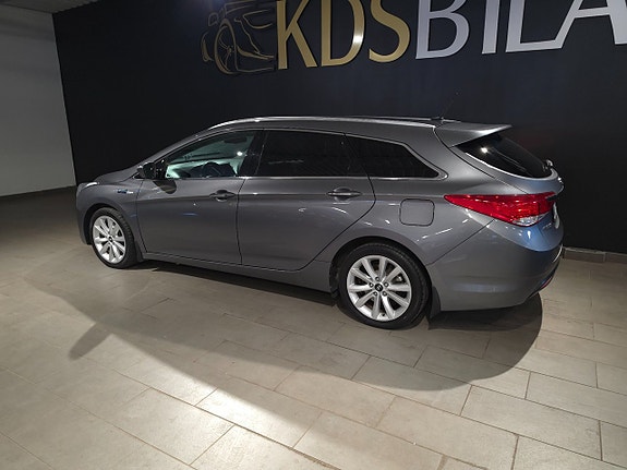 Hyundai i40 3 of 13