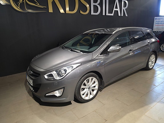 Hyundai i40 2 of 13