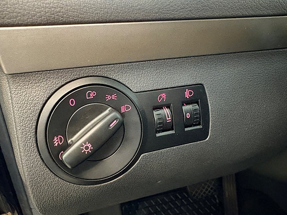 Volkswagen CrossTouran 23 of 30