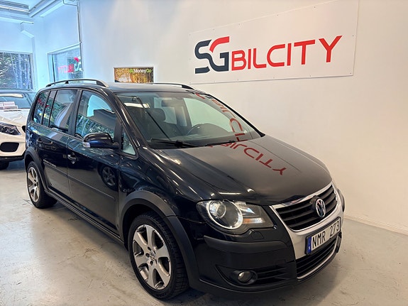 Volkswagen CrossTouran 5 of 30