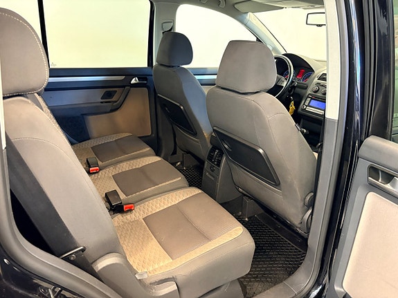 Volkswagen CrossTouran 16 of 30