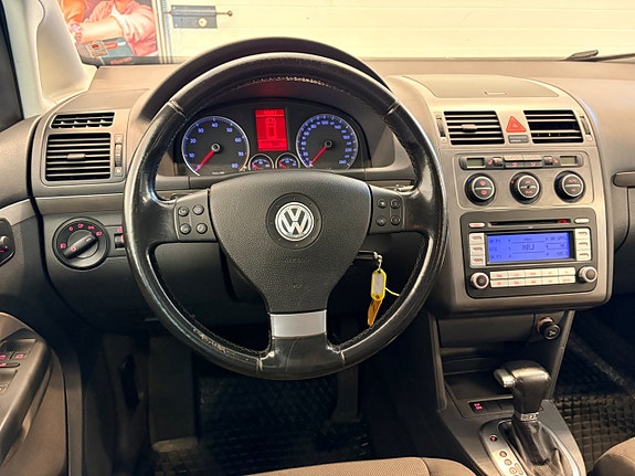 Volkswagen CrossTouran 20 of 30