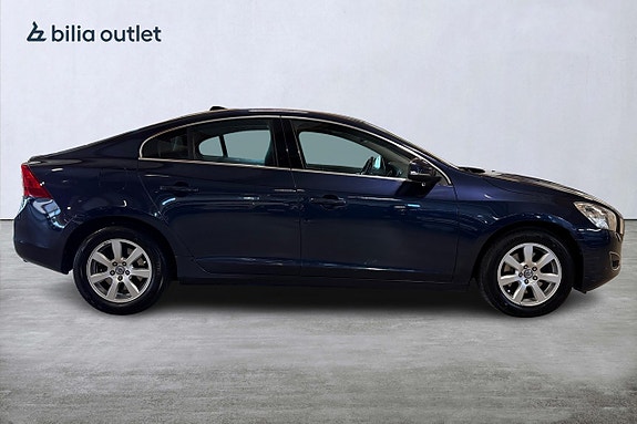 Volvo S60 4 of 25