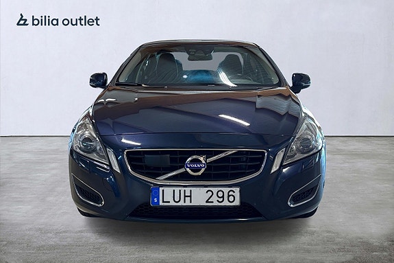 Volvo S60 3 of 25