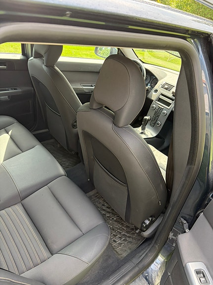 Volvo V50 4 of 6