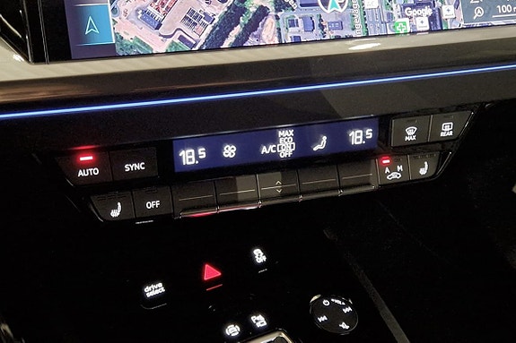Audi Q4 e-tron 12 of 15