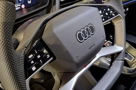 Audi Q4 e-tron 9 of 15