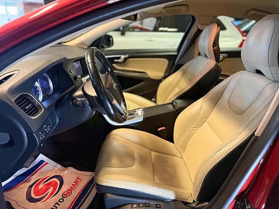 Volvo S60 7 of 16