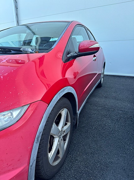 Honda Civic 2 of 5