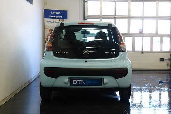 Toyota Aygo 4 of 17
