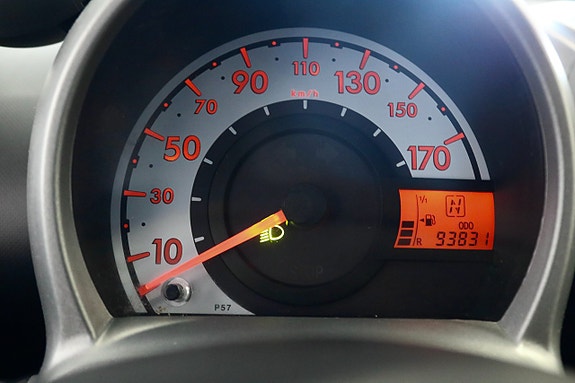 Toyota Aygo 12 of 17