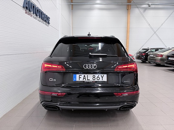 Audi Q5 9 of 23