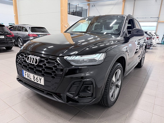 Audi Q5 3 of 23