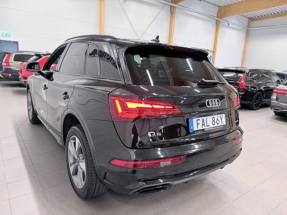 Audi Q5 10 of 23