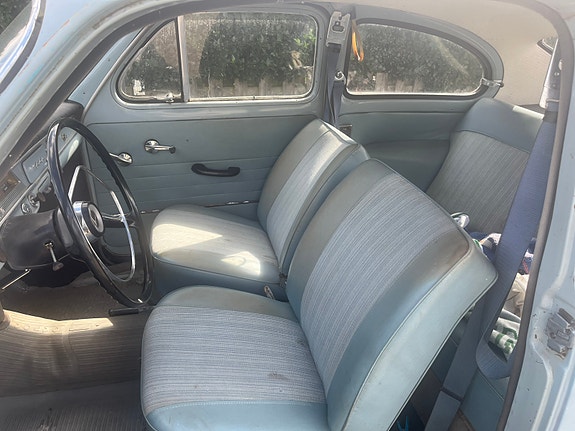 Volvo PV 3 of 5