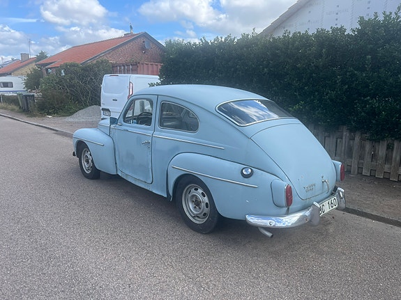 Volvo PV 2 of 5